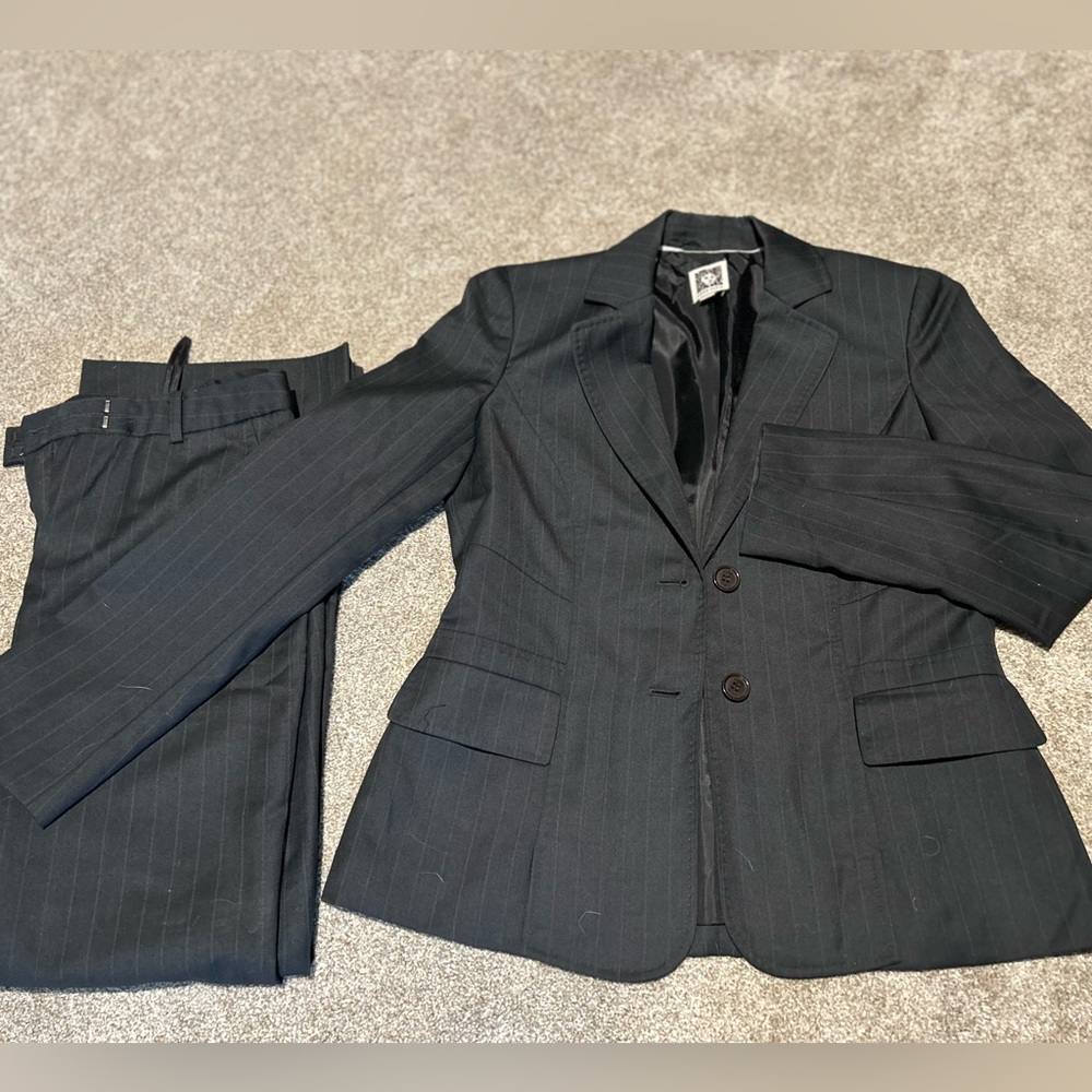 Anne Klein Pant Suite size 8